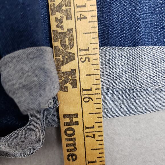 Time & Tru Size XL Rolled Hem Jean Shorts Classic Blue Denim‎ Western Casual - Picture 6 of 8